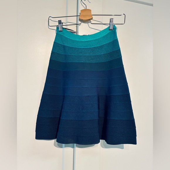 Herve Leger 🌊 XXS Stunning Ocean Shades A-Line Skirt 👗